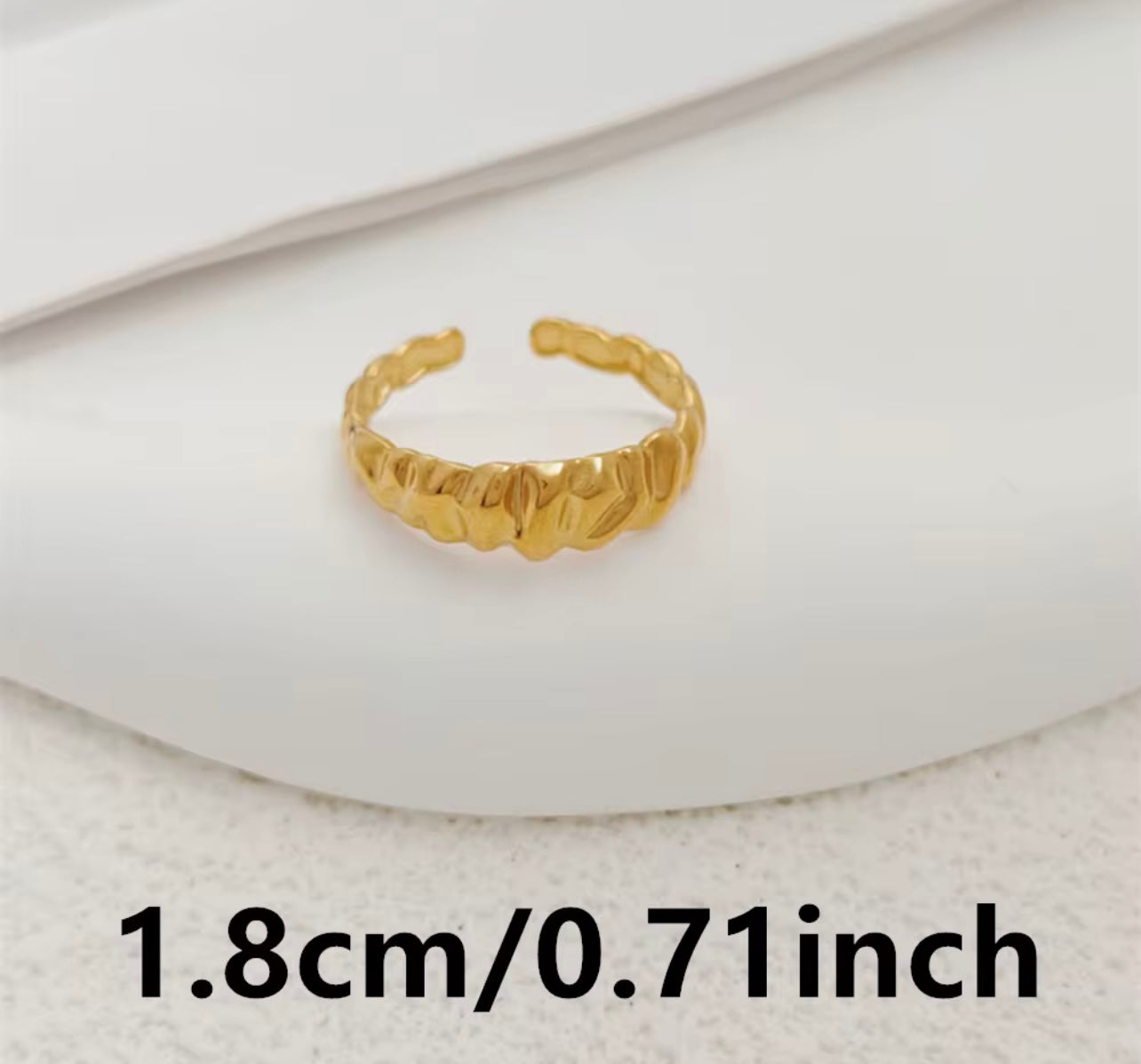 Nina Ring
