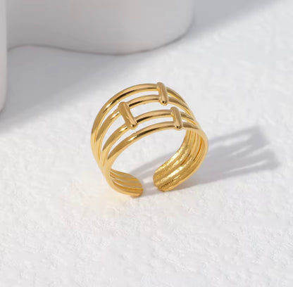 Zuri Ring