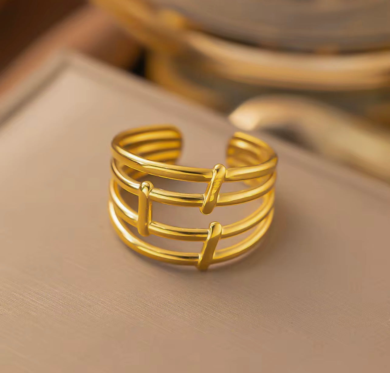 Zuri Ring