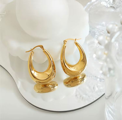 Lilly Earrings