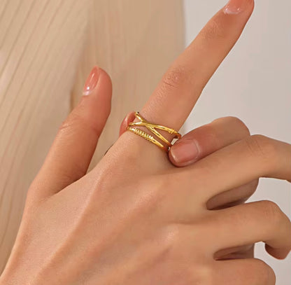 Velora Ring